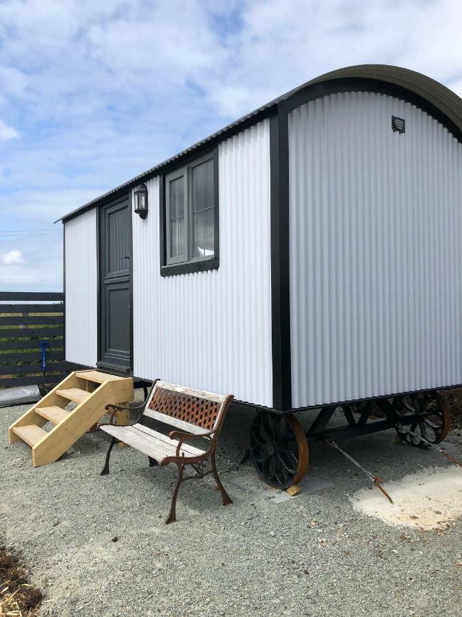 The Shepherds Hut Villa Lonmore Esterno foto